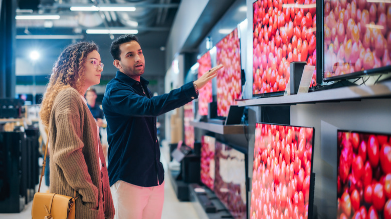 Key Features When Shopping for a TV